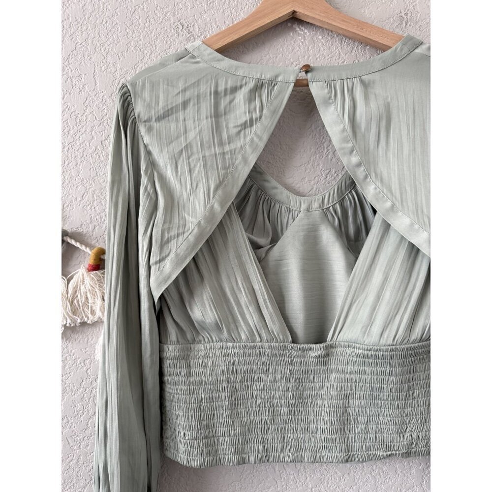 By Anthropologie Mint Green Blouson Corset Style Open Back Silky Top Elegant MP - Picture 8 of 9